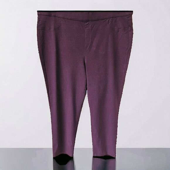 Gloria Vanderbilt Pants - NWOT GLORIA VANDERBILT Plus Size Casual Purple Pants.